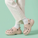 Swan Strut - Beige